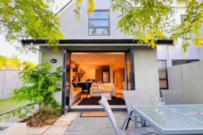 Hagley Apartment - Christchurch Holiday Homes
